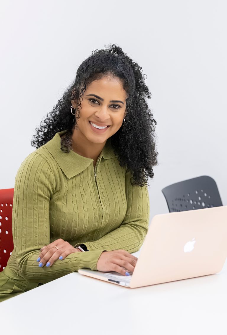 student-at-the-laptop